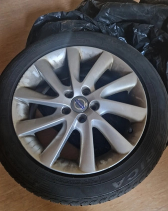 Volvo V60 cena 39900 przebieg: 267000, rok produkcji 2014 z Warszawa małe 106